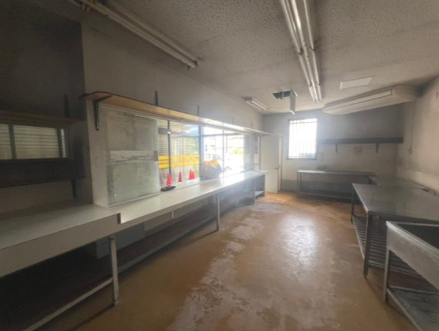 マルマサ店舗の内装