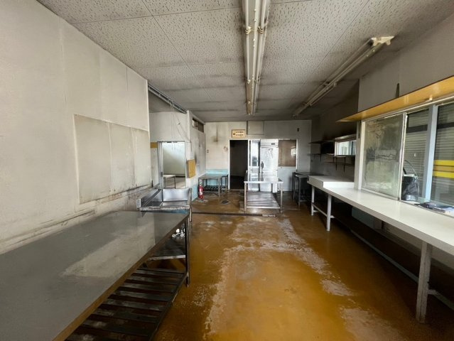 マルマサ店舗の内装