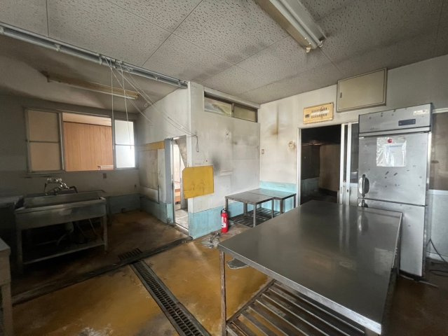 マルマサ店舗の内装