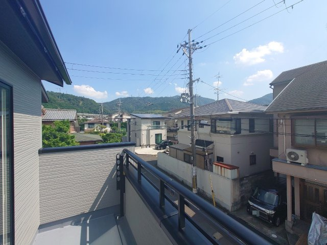 ◆ＪＲ・地下鉄・京阪の３路線アクセス可能◆開放感＆立体感のある３ＬＤＫ◆大津市横木２丁目の展望|バルコニーからの眺望