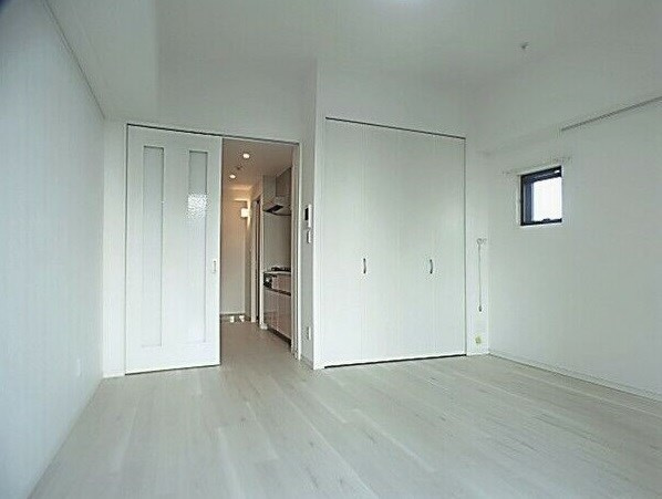 ヒルズ桜山の居間・リビング