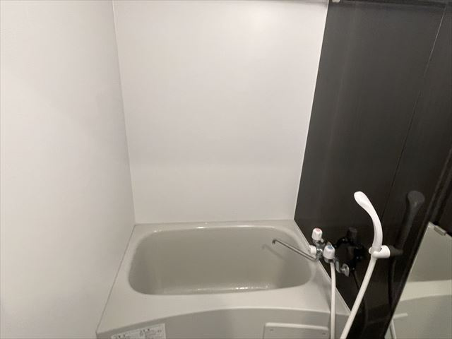 横須賀市長浦町４丁目のアパートの浴室|日々の暮らしに欠かせないお風呂です