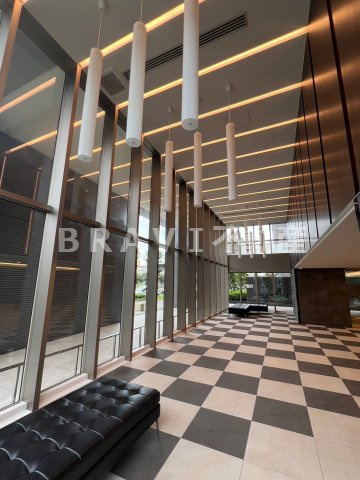 サンメゾン新金岡レジデンシャル　BRAVI不動産のロビー|【サンメゾン新金岡レジデンシャル】建物の内部です