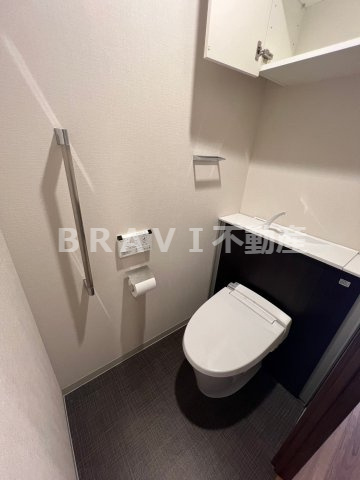 サンメゾン新金岡レジデンシャル　BRAVI不動産のトイレ|【サンメゾン新金岡レジデンシャル】落ち着いたトイレです