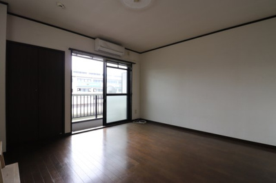 【洋室】 | ツリガネハイツ