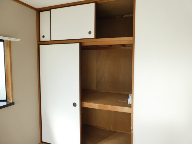 サンハイツ高司の収納