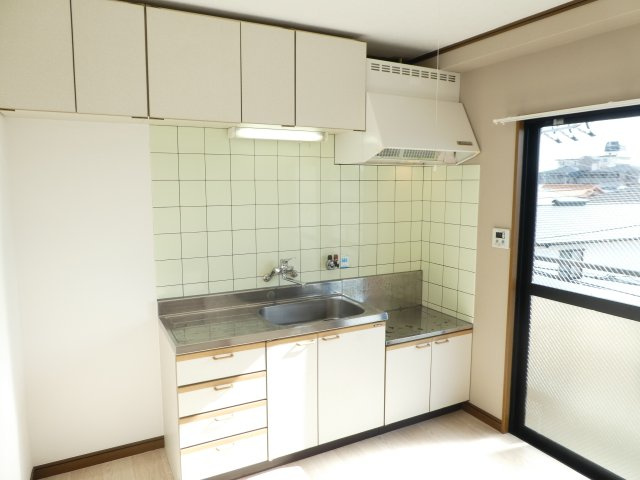 サンハイツ高司のキッチン