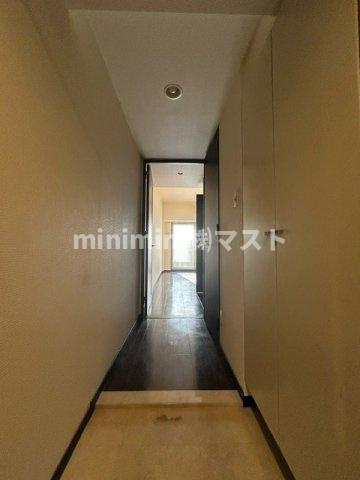 エスライズ難波の玄関