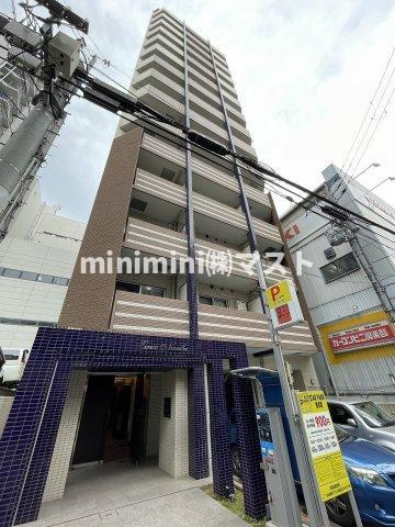 エスライズ難波の外観