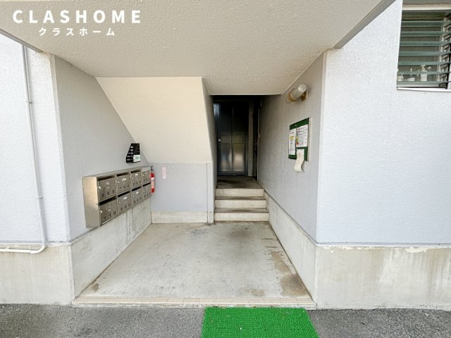 東栄サンハイツ　　　刈谷市近郊の賃貸はクラスホームのエントランス