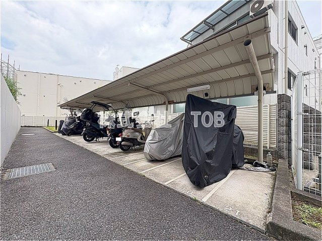 【その他共用部分】 | レジディア杉並方南町 | バイク置き場