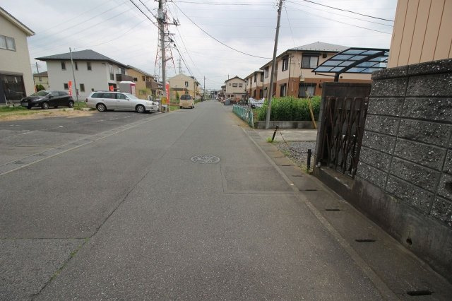 小山市西城南１丁目の前面道路含む現地写真|前面道路