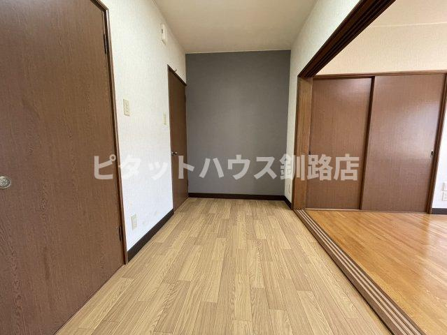 釧路市芦野２丁目のアパートのキッチン