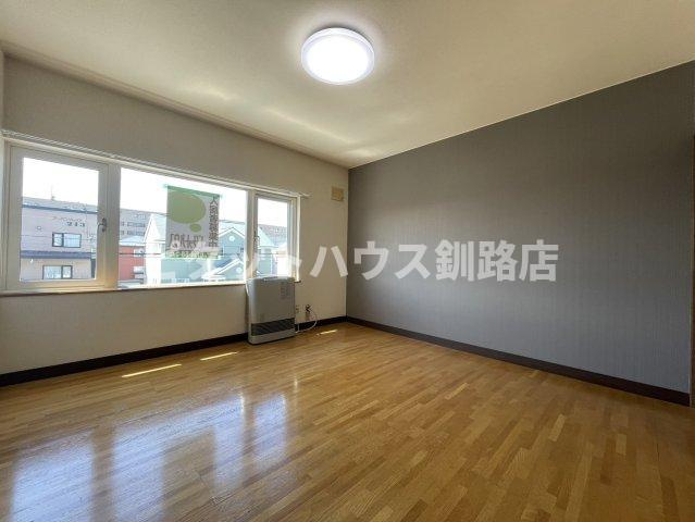 ハイムかん田の居間・リビング