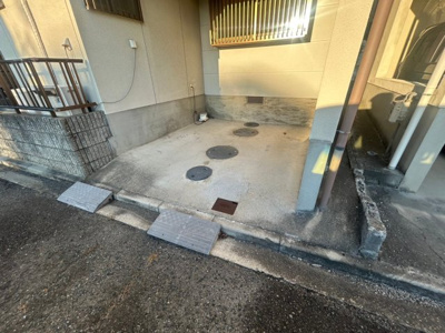 【駐車場】 | 飛鳥戸建