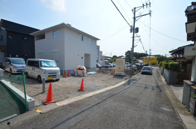 新築住宅　八幡西区馬場山緑の前面道路含む現地写真