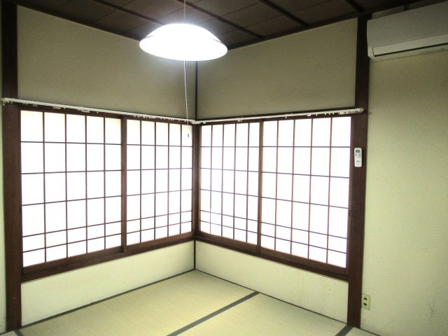 【居間・リビング】 | 両三柳貸家