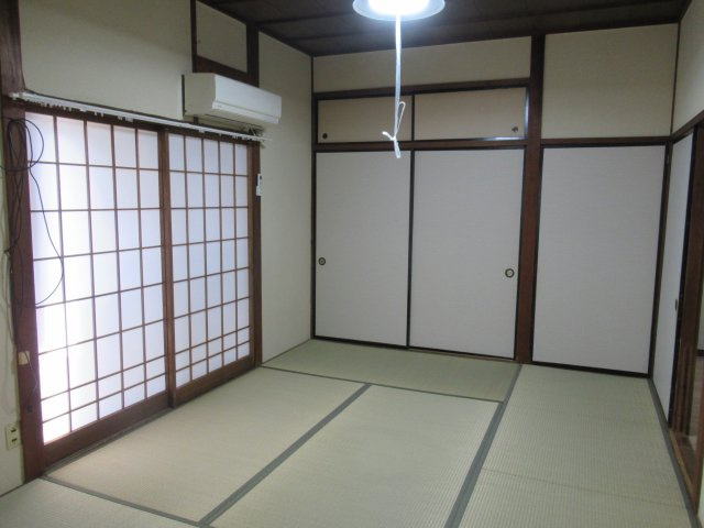 【和室】 | 両三柳貸家