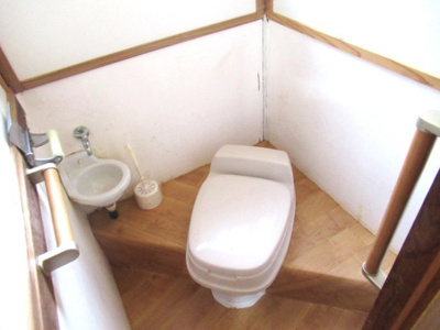 【トイレ】 | 両三柳貸家 | 汲取り