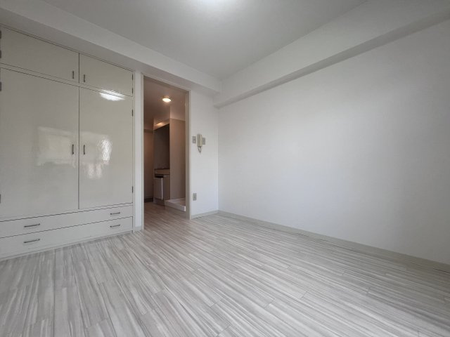 ＭＴビルの居間・リビング