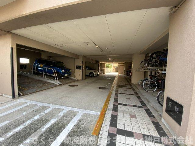 プレステージ明石大久保の駐車場|駐車場です。
