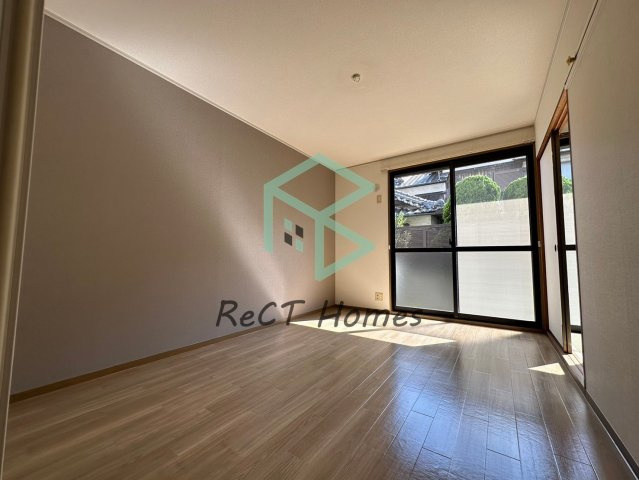 コスモスコートの居間・リビング