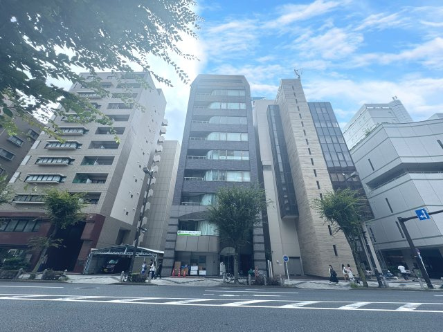 第一ビルの外観