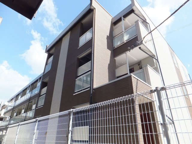 リブリ・ニスカル