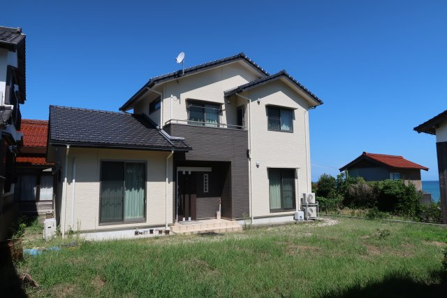 松江市美保関町　中古一戸建ての外観