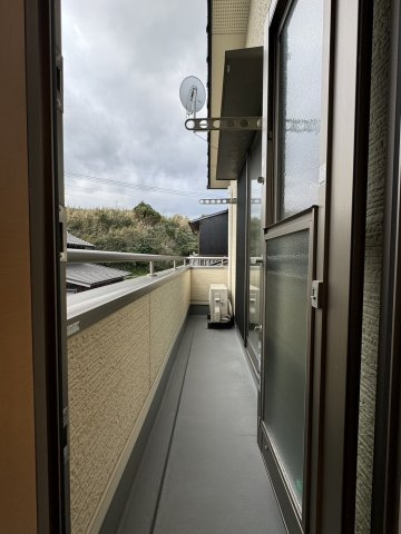 松江市美保関町　中古一戸建てのバルコニー