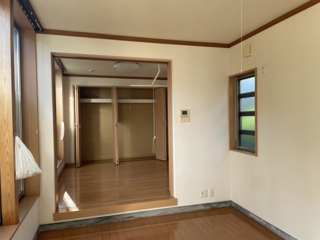 ベルパーチⅢの居間・リビング