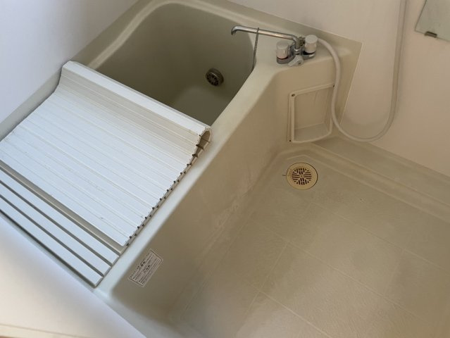 ベルパーチⅢの浴室