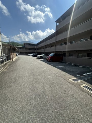 【駐車場】 | 岩倉花園町パークホームズ | 駐車場空無（2024年9月現時点）