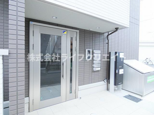 パティオ果山のエントランス