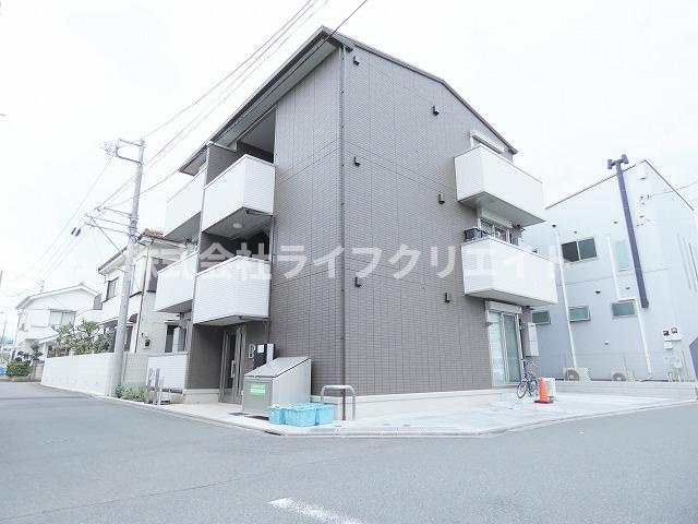 パティオ果山の外観
