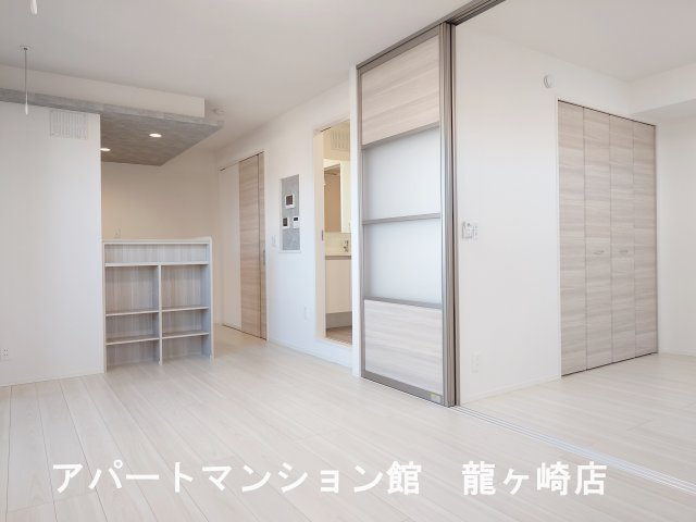 Casa ecranの居間・リビング|※写真は205号室を使用