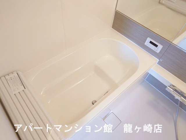 Casa ecranの浴室|※写真は205号室を使用