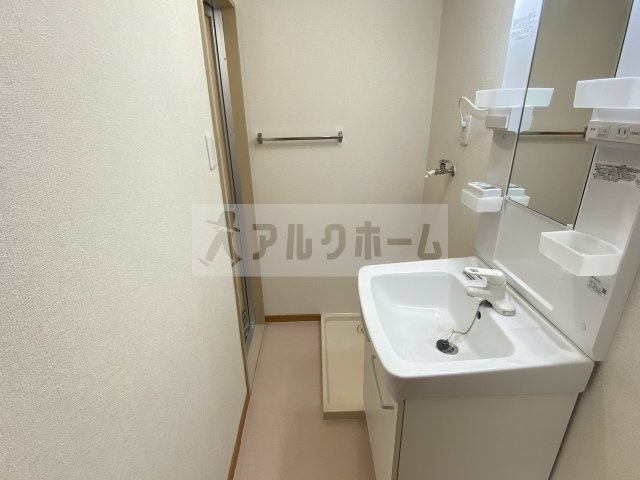 大県マンション2の洗面所