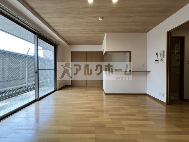 エストレノの居間・リビング|エストレノ