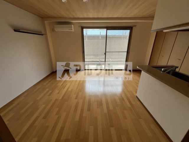 エストレノの洋室|エストレノ