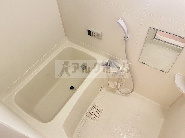 アルティナガーデンの浴室