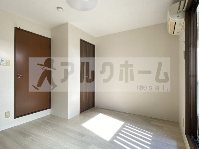 リーベハイツ青山の居間・リビング