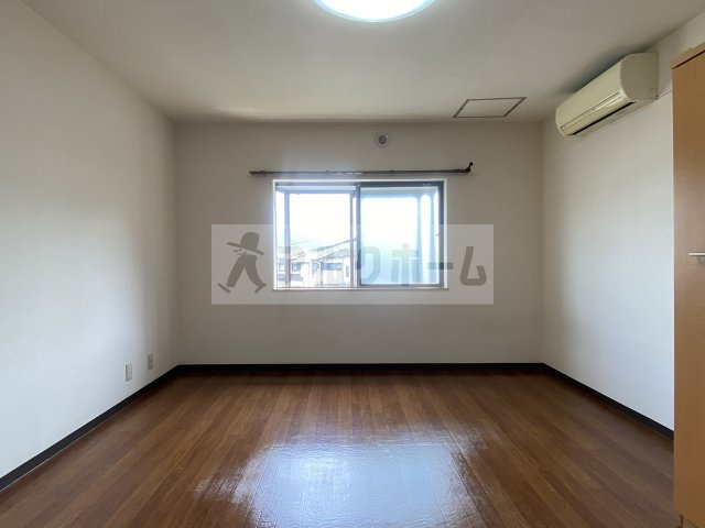 エステートヨシマン2の居間・リビング|エステートヨシマンⅡ　居室スペース