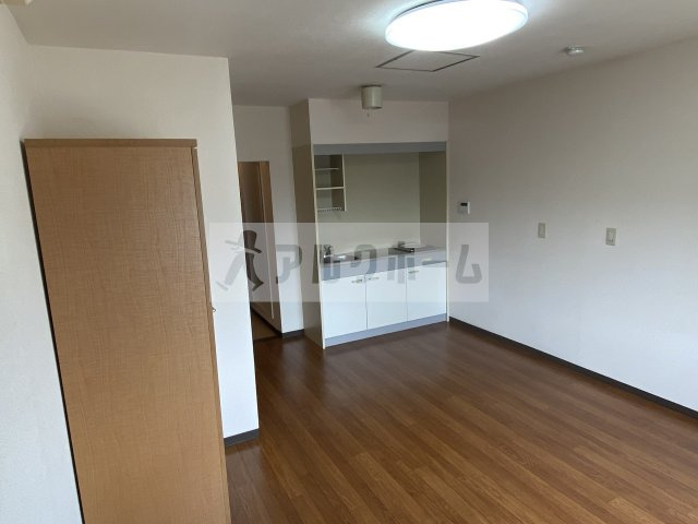 エステートヨシマン2の居間・リビング|エステートヨシマンⅡ　居室スペース