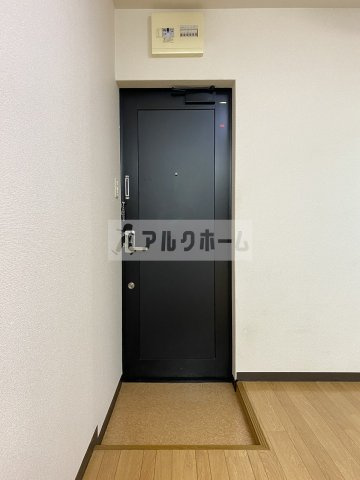 エステートヨシマン2の玄関