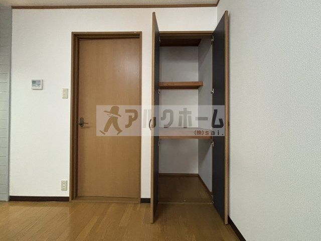 ニドムコートの収納