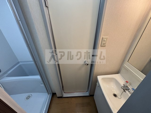 ニドムコートの洗面所