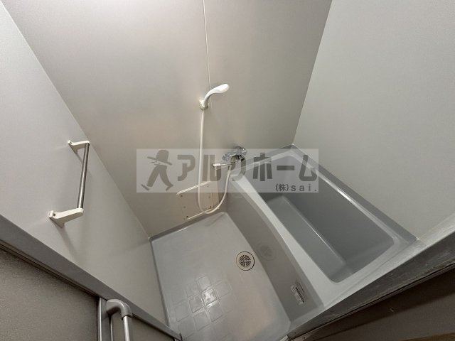 ニドムコートの浴室