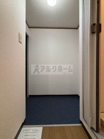 ニドムコートの玄関