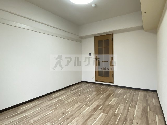 ヴェルジェ旭ヶ丘の居間・リビング